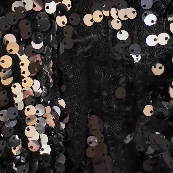 80’s style short sequined dress - Picture 11 of 11